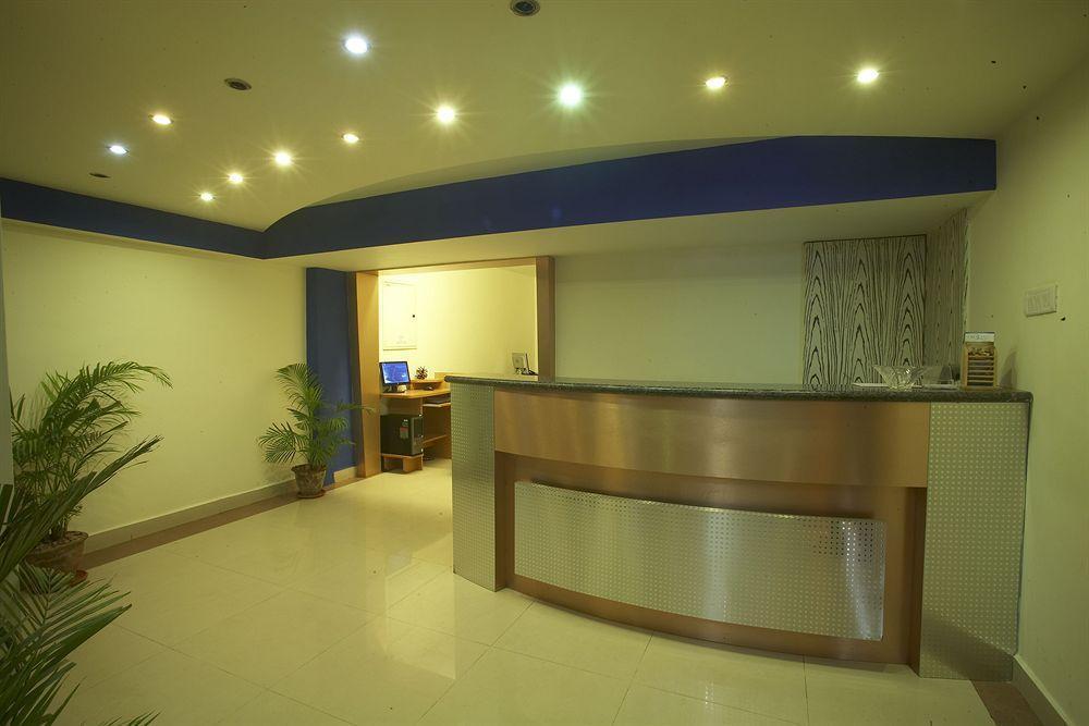 Hotel Crescent Inn Chennai Eksteriør bilde