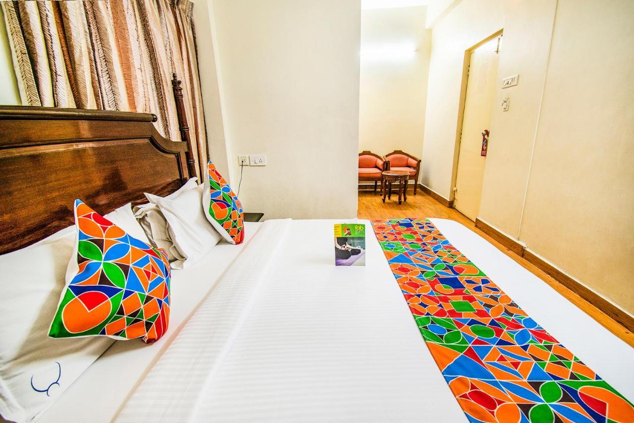 Hotel Crescent Inn Chennai Eksteriør bilde