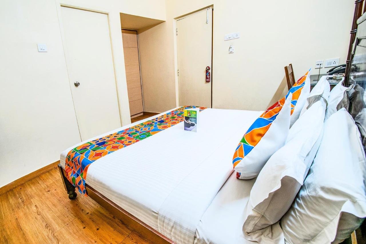 Hotel Crescent Inn Chennai Eksteriør bilde
